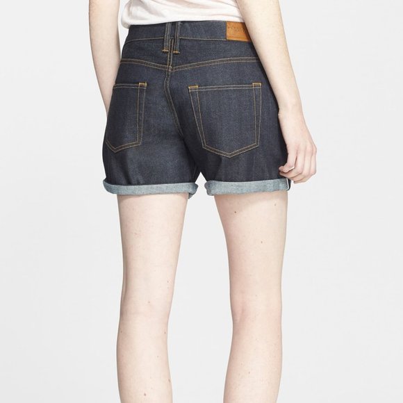 Brand New Burberry Shorts - Picture 2 of 7